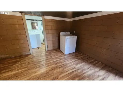 221 NW 2nd Street Goldendale WA 98620