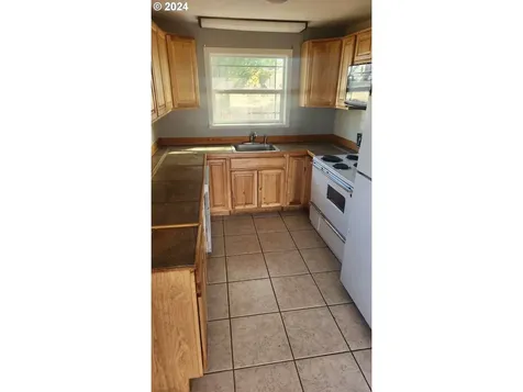 221 NW 2nd Street Goldendale WA 98620