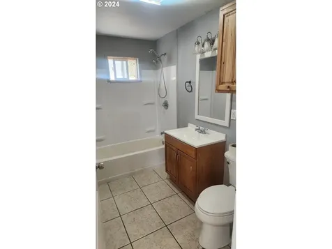 221 NW 2nd Street Goldendale WA 98620