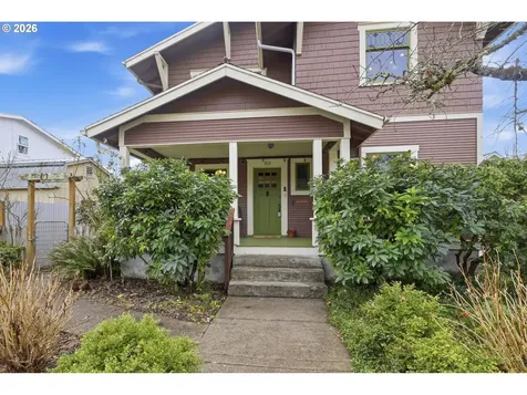 835 Ash Avenue Cottage Grove OR 97424