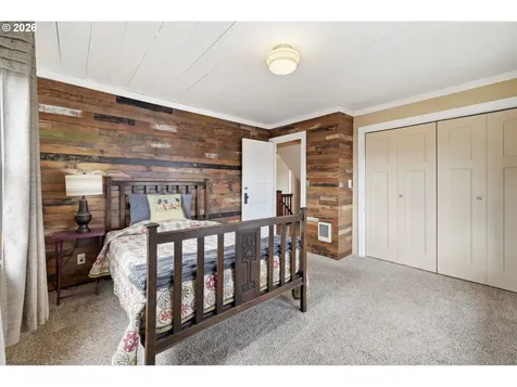 835 Ash Avenue Cottage Grove OR 97424