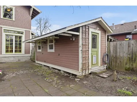 835 Ash Avenue Cottage Grove OR 97424