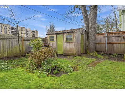 835 Ash Avenue Cottage Grove OR 97424