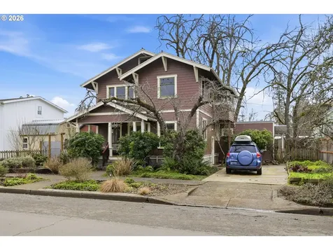 835 Ash Avenue Cottage Grove OR 97424