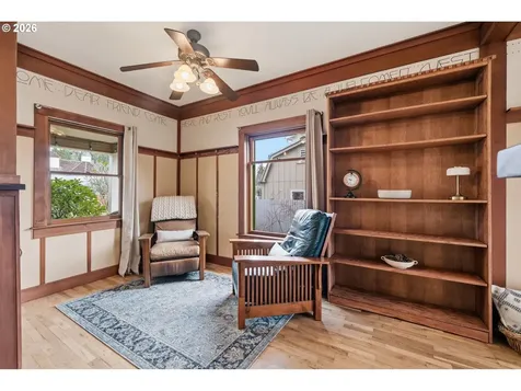 835 Ash Avenue Cottage Grove OR 97424