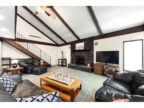 6568 Se 96th Avenue Portland OR 97266