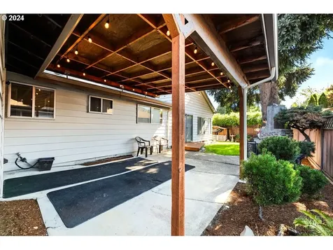 6568 Se 96th Avenue Portland OR 97266