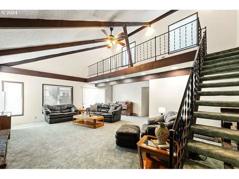 6568 Se 96th Avenue Portland OR 97266