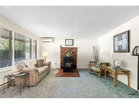 6568 Se 96th Avenue Portland OR 97266