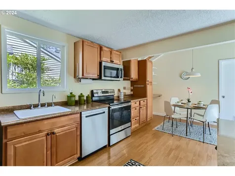 5461 Nw Burning Tree Court Portland OR 97229
