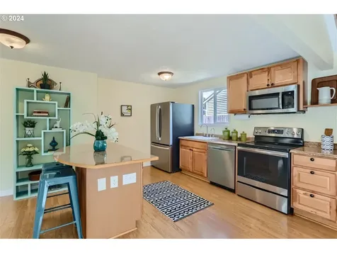 5461 Nw Burning Tree Court Portland OR 97229
