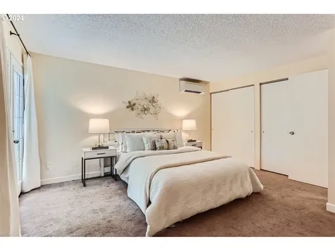 5461 Nw Burning Tree Court Portland OR 97229