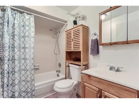 5461 Nw Burning Tree Court Portland OR 97229