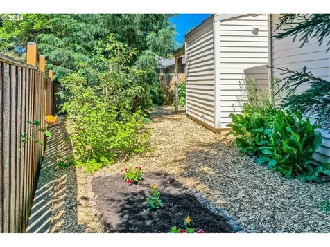 5461 Nw Burning Tree Court Portland OR 97229