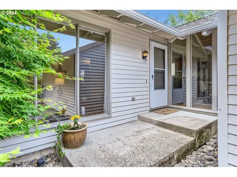 5461 Nw Burning Tree Court Portland OR 97229