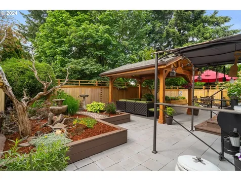 12630 Sw Pathfinder Court Portland OR 97223