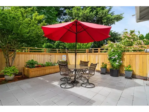 12630 Sw Pathfinder Court Portland OR 97223
