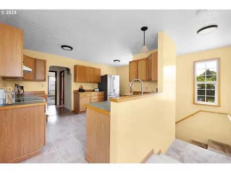 2317 Ocean Beach Highway Longview WA 98632