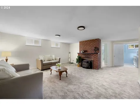 2317 Ocean Beach Highway Longview WA 98632
