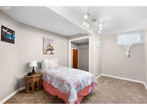 2317 Ocean Beach Highway Longview WA 98632