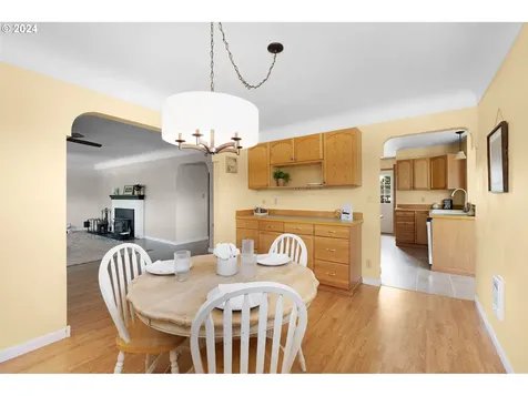 2317 Ocean Beach Highway Longview WA 98632