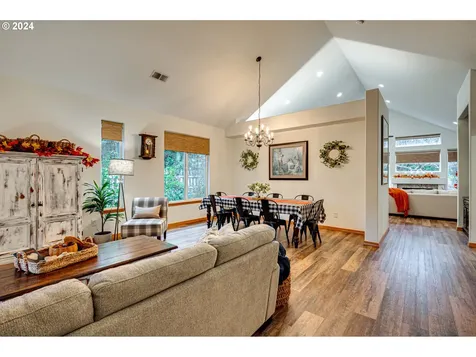 1400 NE 92nd Avenue Vancouver WA 98664