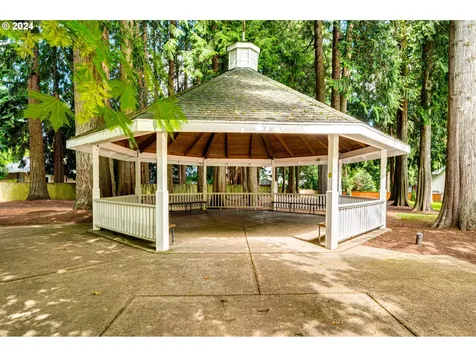 1400 NE 92nd Avenue Vancouver WA 98664