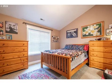 4944 Mimosa Circle Sweet Home OR 97386