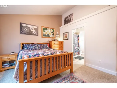 4944 Mimosa Circle Sweet Home OR 97386