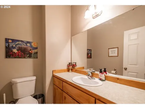 4944 Mimosa Circle Sweet Home OR 97386