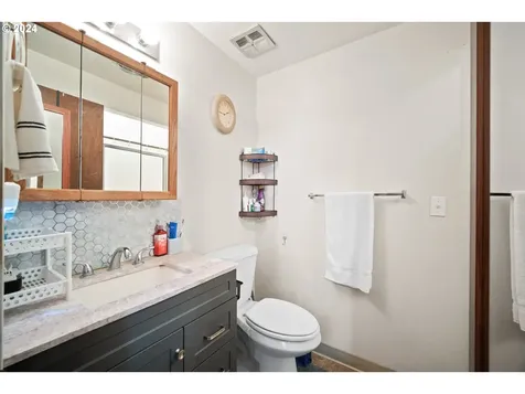 12216 Ne 76th Street Vancouver WA 98682