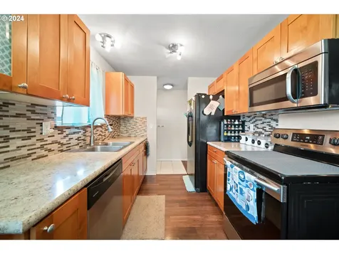 12216 Ne 76th Street Vancouver WA 98682