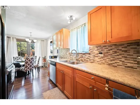 12216 Ne 76th Street Vancouver WA 98682