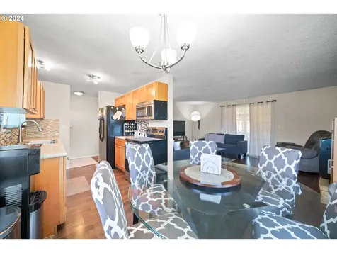 12216 Ne 76th Street Vancouver WA 98682