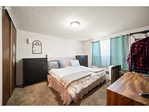 12216 Ne 76th Street Vancouver WA 98682