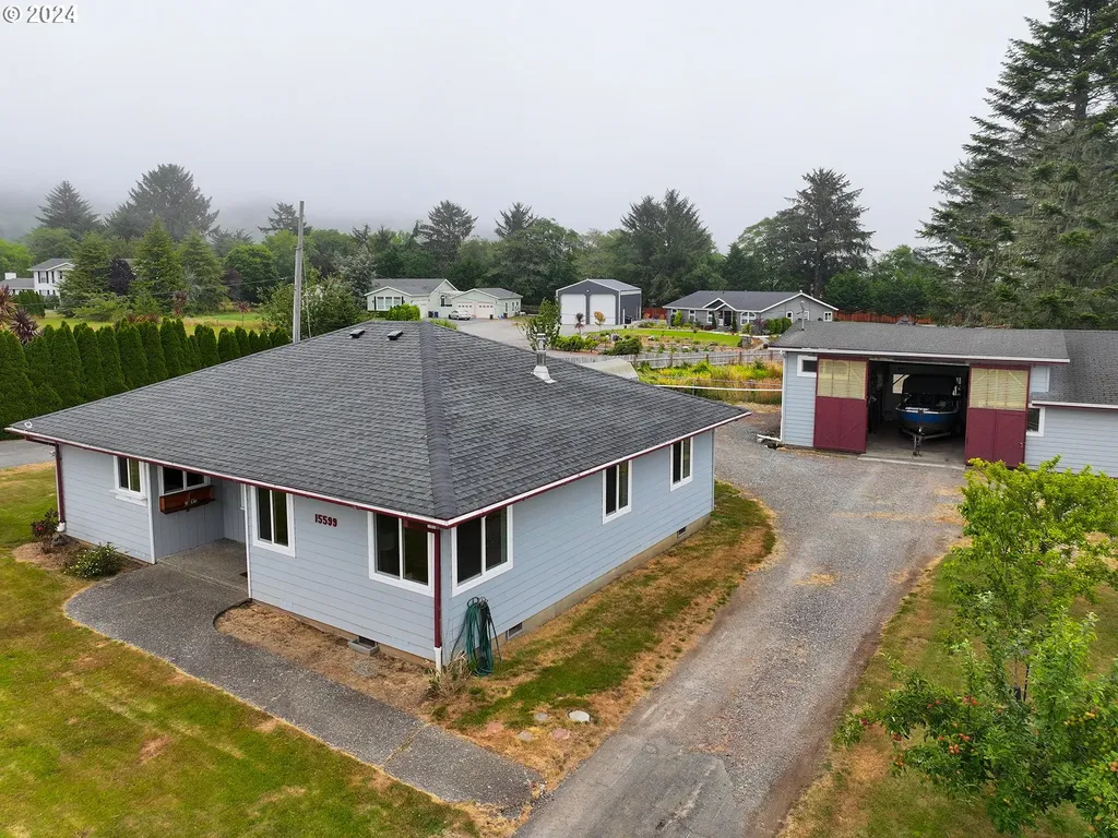 15599 Pedrioli Drive Brookings OR 97415
