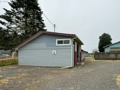 15599 Pedrioli Drive Brookings OR 97415