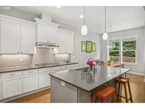 198 Ne Kalahari Ridge Avenue Hillsboro OR 97124