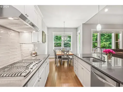 198 Ne Kalahari Ridge Avenue Hillsboro OR 97124