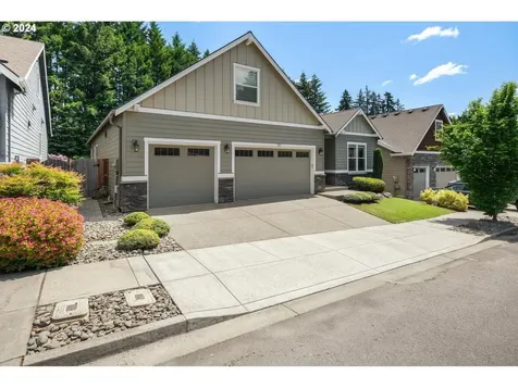 198 Ne Kalahari Ridge Avenue Hillsboro OR 97124
