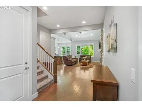 198 Ne Kalahari Ridge Avenue Hillsboro OR 97124
