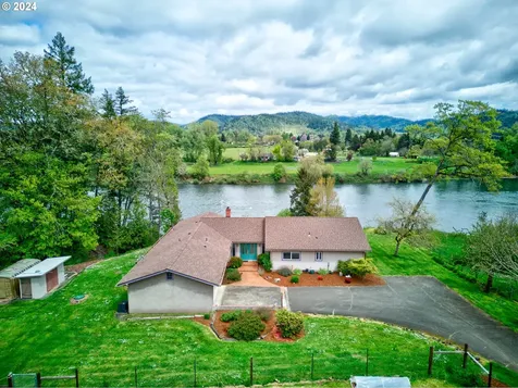4199 Melqua Road Roseburg OR 97471