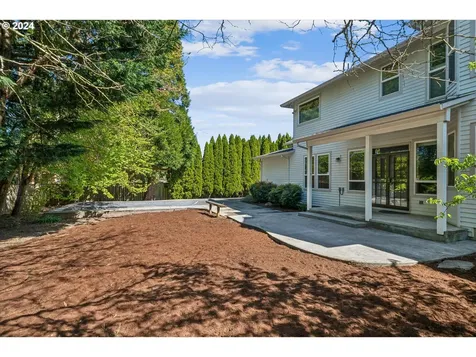 477 Se 70th Avenue Hillsboro OR 97123