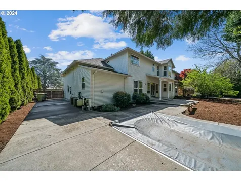 477 Se 70th Avenue Hillsboro OR 97123