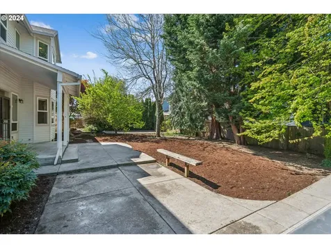 477 Se 70th Avenue Hillsboro OR 97123