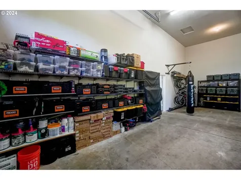 477 Se 70th Avenue Hillsboro OR 97123