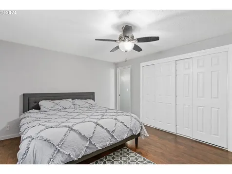 687 SE 35th Avenue Hillsboro OR 97123