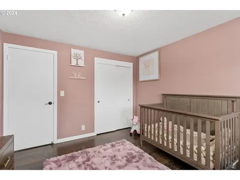 687 SE 35th Avenue Hillsboro OR 97123
