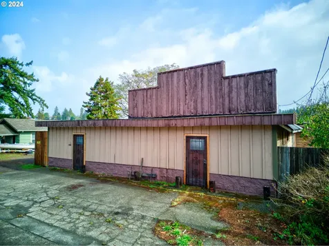 1516 Southwest Boulevard Coos Bay OR 97420