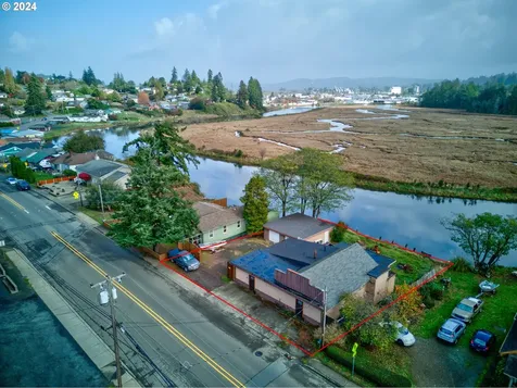 1516 Southwest Boulevard Coos Bay OR 97420